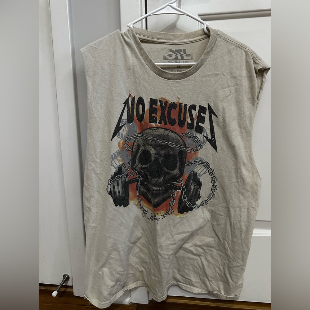 On The Low No Excuses Men's Beige Graphic tank top XL